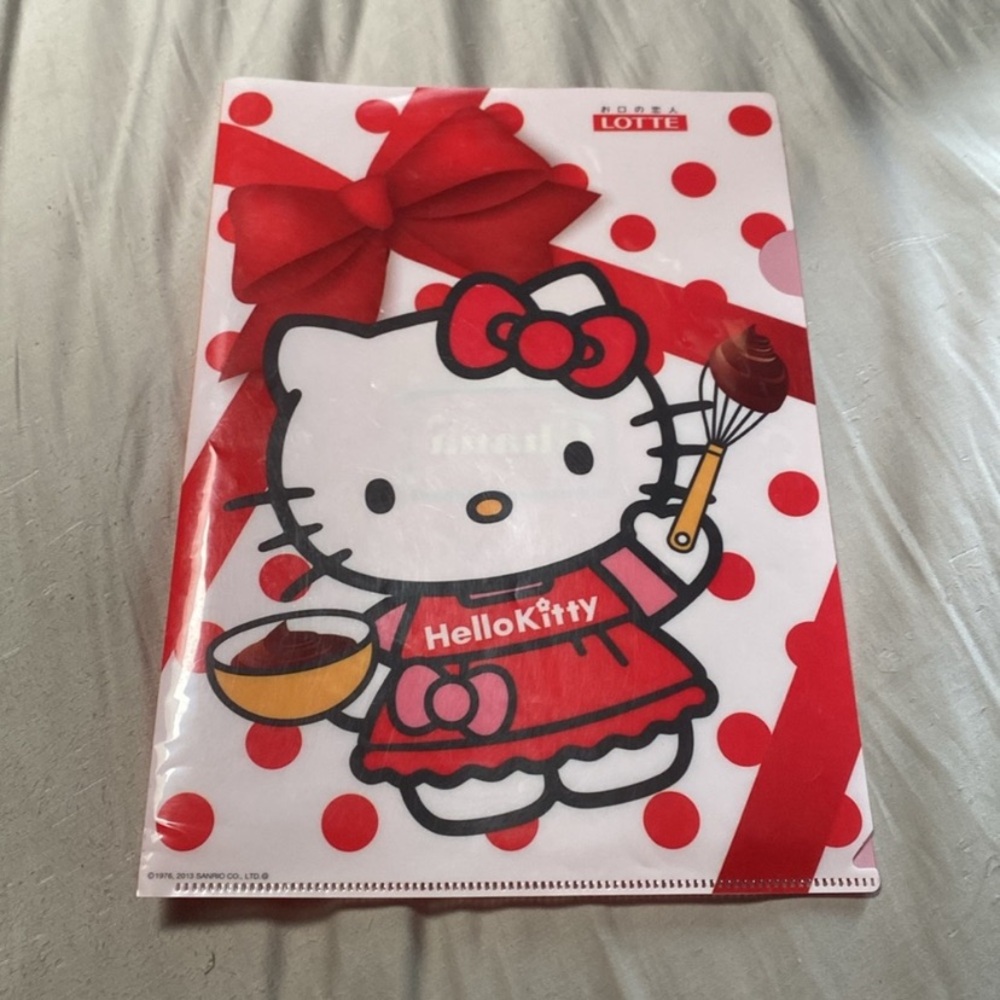Hello Kitty Folder